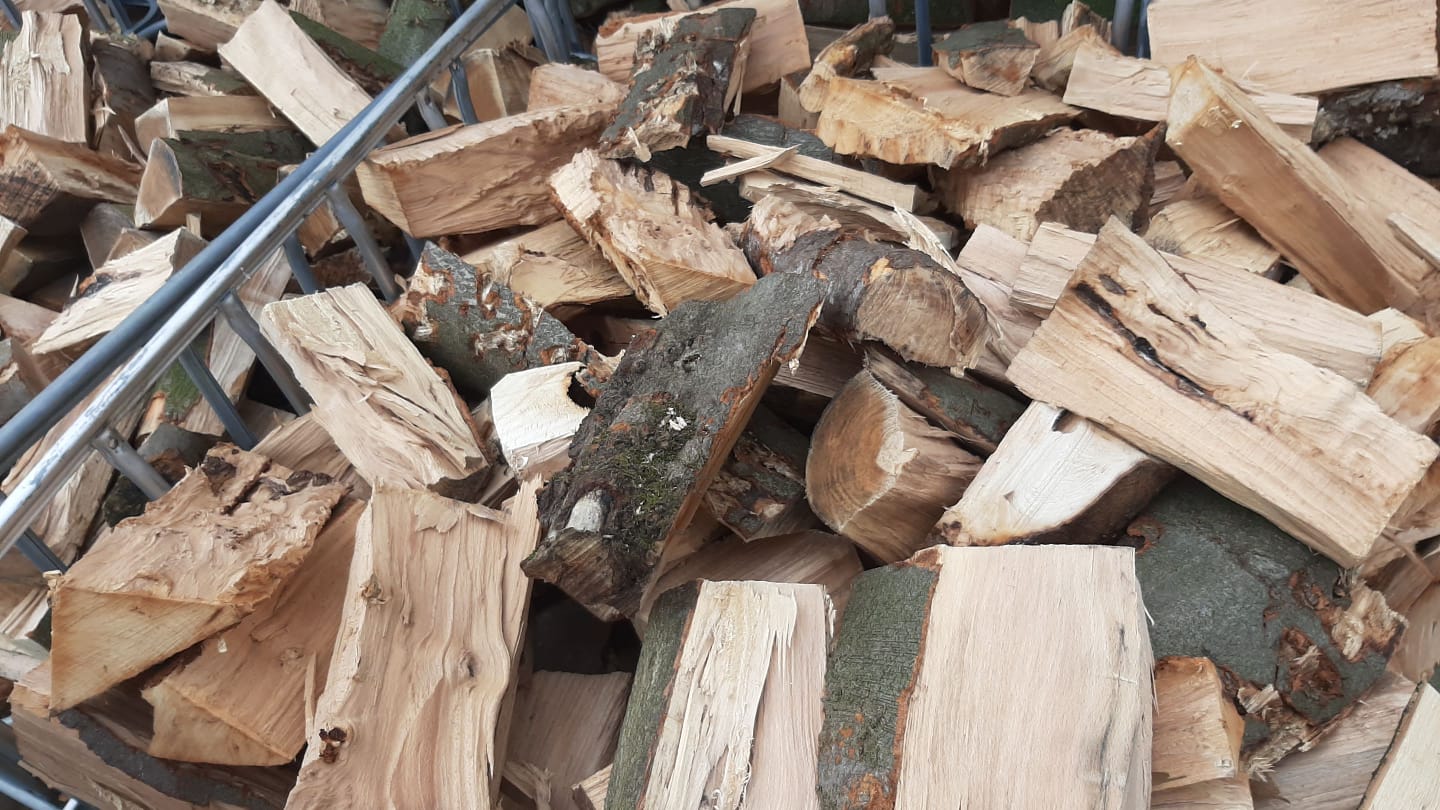 Wet firewood drying - Logwise Firewood
