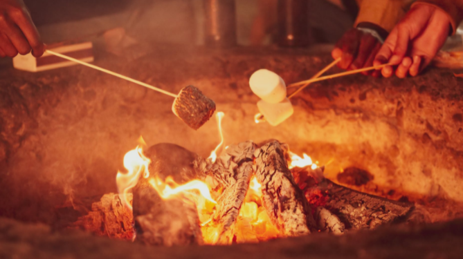 How to Cook Over a Campfire: Expert Tips and Tricks